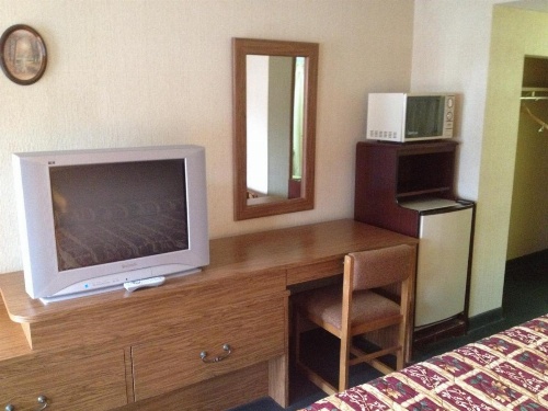 Parkway Inn image 8
